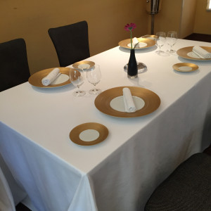 スペイン風のアットホームな雰囲気のテーブル。|460165さんのRESTAURANT SANT PAU(サンパウ)の写真(562249)