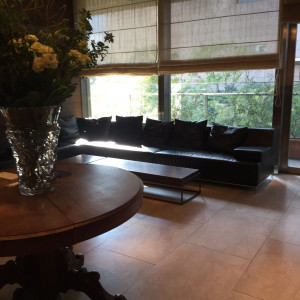 待合室のソファも充分用意されている。|460165さんのRESTAURANT SANT PAU(サンパウ)の写真(562263)