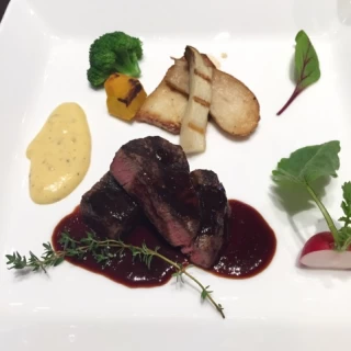 お肉料理