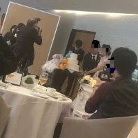 ウェディングケーキと、メイン卓の様子です⭐︎