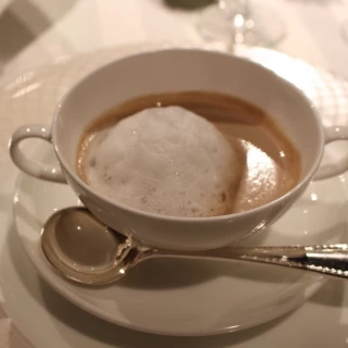 マッシュルームのスープが美味しかったです