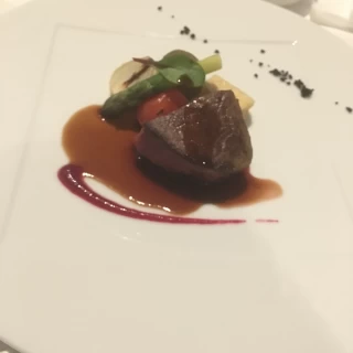 メイン