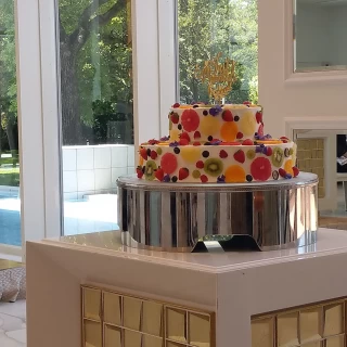 ウェディングケーキ