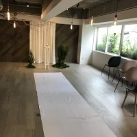 シンプルな挙式会場