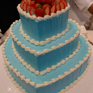 ブルーのウエディングケーキ