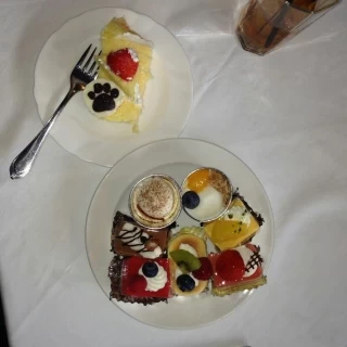 デザートビュッフェのケーキです。