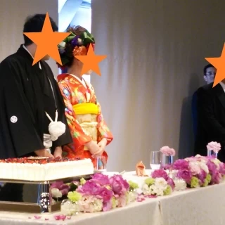 披露宴会場2　後ろのカーテンは乾杯後に開きます