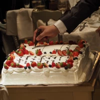 署名式のケーキ