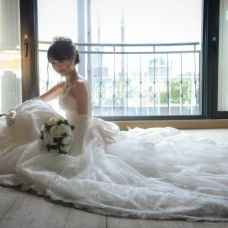 挙式で着たお気に入りドレス。前撮りの写真です。