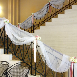 披露宴会場前のかわいい階段|467353さんのホテル阪急エキスポパークの写真(453082)