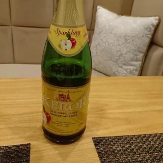 ブライダルフェアで試飲した乾杯用の飲み物