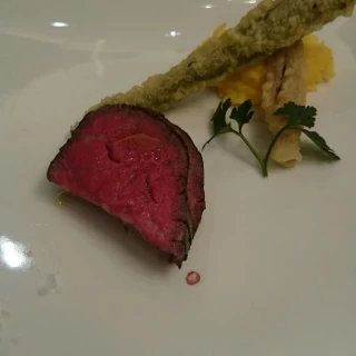 メインのお肉。わさび風味です。