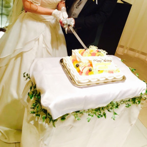 ケーキカット|468535さんの小さな結婚式 仙台店の写真(527541)