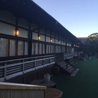 お庭からの入場もできるそうです