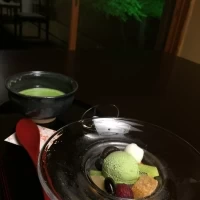 コースによっては当日も出せるデザート、壺中あんみつと抹茶
