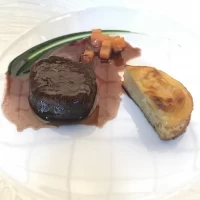 お肉料理