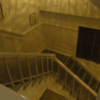 式場内の階段