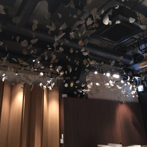披露宴会場天井装飾|470459さんの小さな結婚式　京都店の写真(499058)