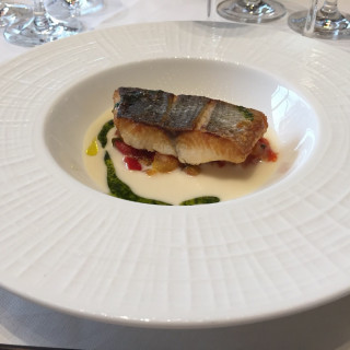 メイン魚料理