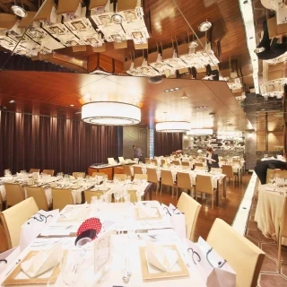 オシャレな会場