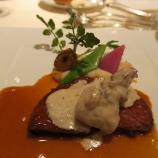 メインのお肉です。
