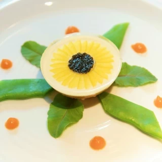 名物料理のひまわり。美しくてゲストからも好評でした。