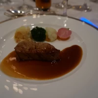 料理　メイン　お肉料理