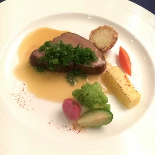 お肉もかなり美味しかったですがこの時点でもうお腹いっぱい