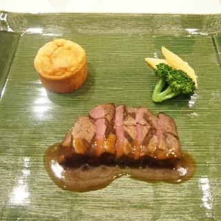 肉料理　ビーフ