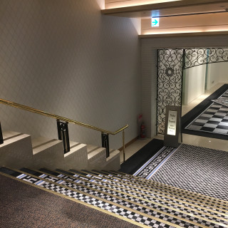 披露宴会場に向かう入り口の階段1