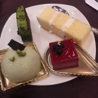 デザートビュッフェもケーキが豊富で美味しかったです。