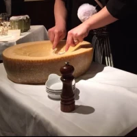新郎のチーズリゾット手作り