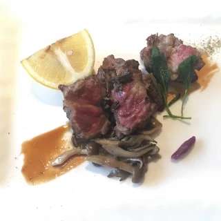 石垣ぎゅー。沖縄はお肉が美味しい。
