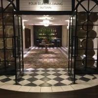 新しい会場入り口