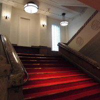 式場内の階段