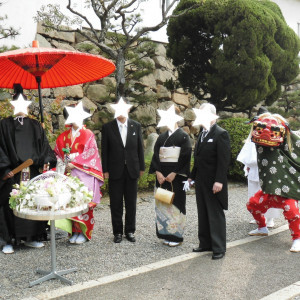 岸和田城前にて獅子舞と花嫁行列|476429さんの岸和田グランドホールの写真(520228)