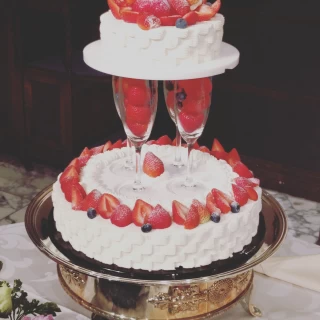 グラスタワーのいちごのケーキ