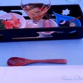 前菜は和食。とても美味しかった。