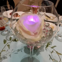光る薔薇