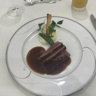 サーロインステーキ
すごく美味しかったです