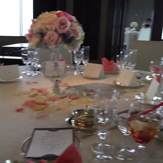 下見のためシンプルでしたが、窓も大きく開放的な会場でした