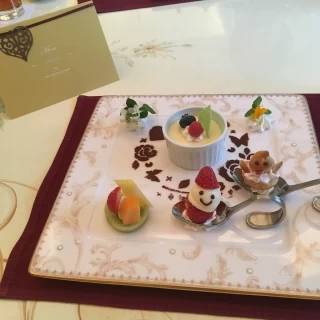 デザートプレートが冬仕様。細かな気遣い