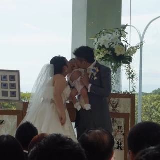 天使にもキスしました。