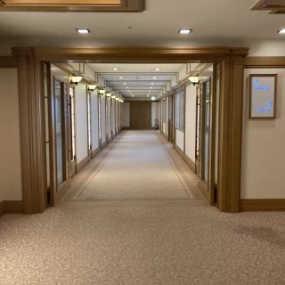 挙式会場へ向かう通路