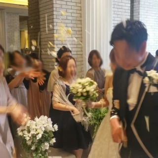 フラワーシャワー
