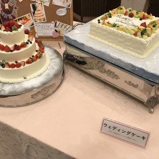私はプラン内でできる左側のケーキをお願いしました！
