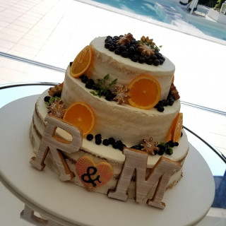 ネイキッドケーキ