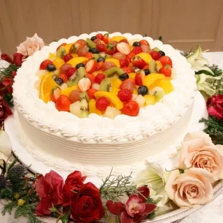 色鮮やかなケーキで見応えがありました。
