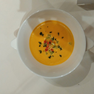 季節の野菜スープです。|478678さんのヒューリ カモガワテラスの写真(753288)