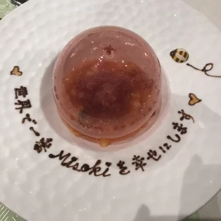 サプライズプレート！